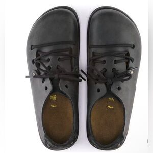 Montana
Oiled Leather - Black nwt